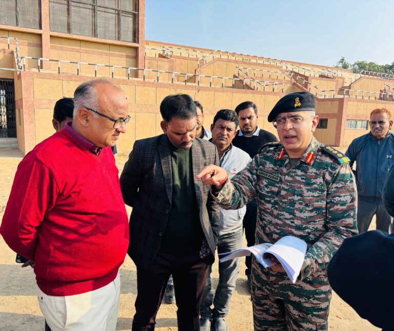 सेना भर्ती तैयारियों को लेकर अधिकारियों ने किया एसकेआरएयू का विजिट,सेना भर्ती के दौरान बाहरी व्यक्तियों का प्रवेश पूरी तरह रहेगा निषेध