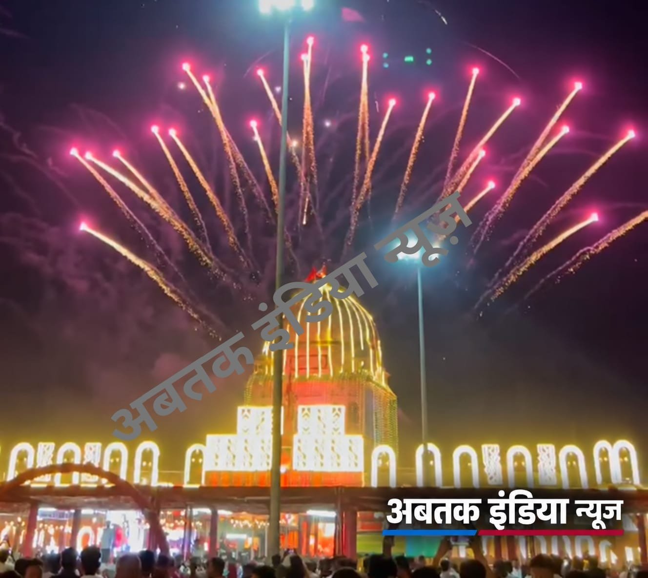 मां करणी के जन्मोत्सव की पूर्व संध्या पर भव्य आतिशबाजी